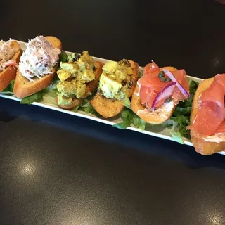 Garlic Toast Crostini