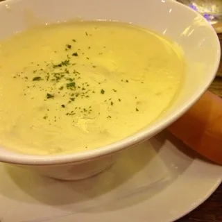 Panya New England Clam Chowder
