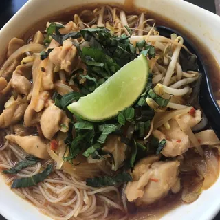 Spicy Thai Basil Chicken Noodles