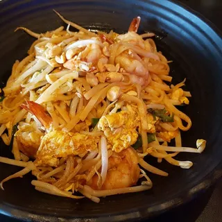 Panya Pad Thai with Shrimp