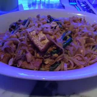 Panya Pad Thai with Tofu