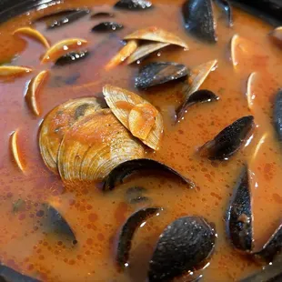 Mussels &amp; clam (YUM!)