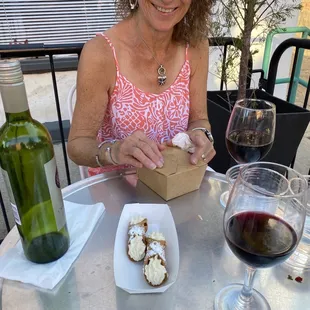 Cannolis were out of this world!