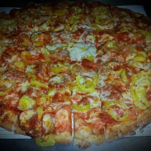 PEPPERONI &amp; BANANA PEPPER