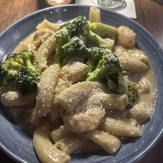 Chicken Broccoli Pasta