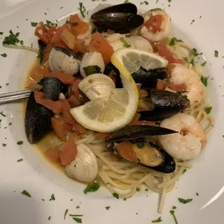 Zuppa di Pescatore