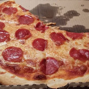 Pepperoni pizza