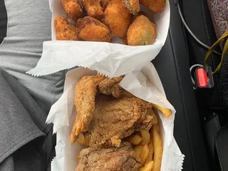 Harold's Chicken Shack - Indianapolis