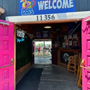 the entrance to papa boo's