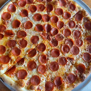 18" X-Large Pepperoni Pizza