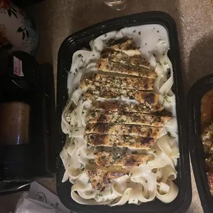 Chicken Fettuccini Alfredo