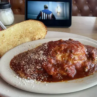 Small Beef Lasagna and garlic bread