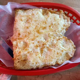 Garlic Mozzarella Garlic Bread with Melted Mozzarrella Cheese