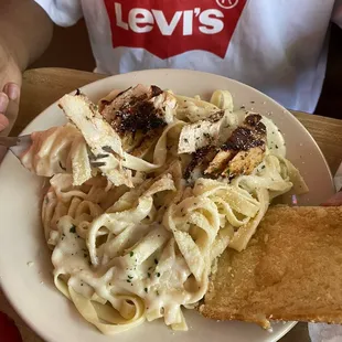 Crab Cake Alfredo Pasta