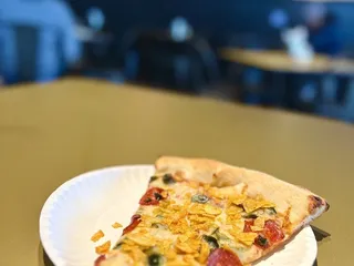 Empire Slice Shop - Mayfair Village