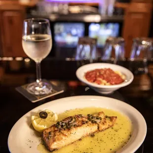 pasta dish, pasta, food