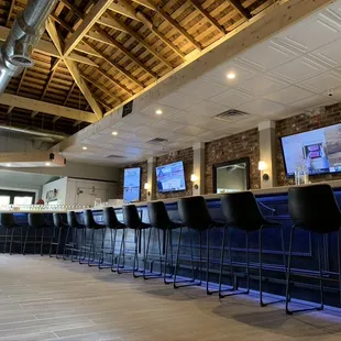 Papa Doble Interior Bar Area