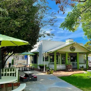 Garden view of our special ice cream shop.