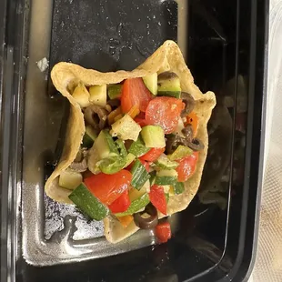 Side salad to the tacos Al carbon