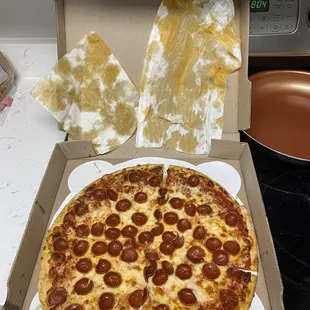 Pepperoni Pizza 14 inch