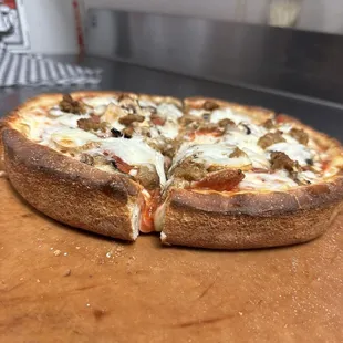 Chicago Deep Dish Pan Pizza  1 Hour WaitDouble Baked