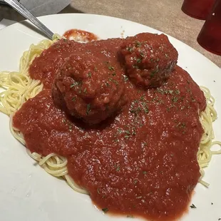Spaghetti and meatballs