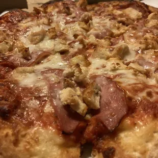 a close up of a pizza