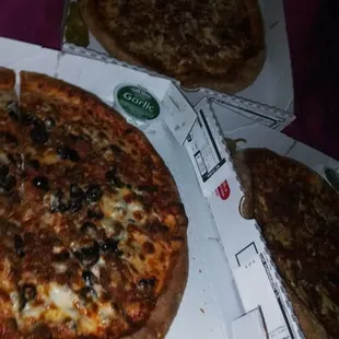 Well done 3 medium 3 topping $21