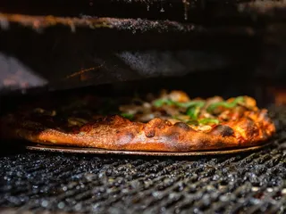 B & J's Pizza