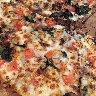 Not enough toppings AGAIN.. it's all cheeses after paying for xtra!