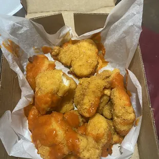 chicken wings and fried chicken, food