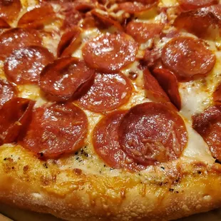 Garlic parm crust.....yummy goodness