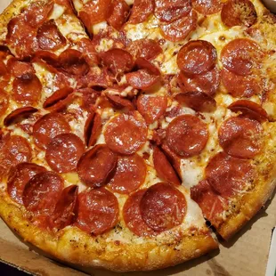 Double pepperoni w/ garlic parm crust