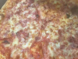 Legend's Pizza Wings and More