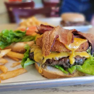 Papa Mak's Burgers
