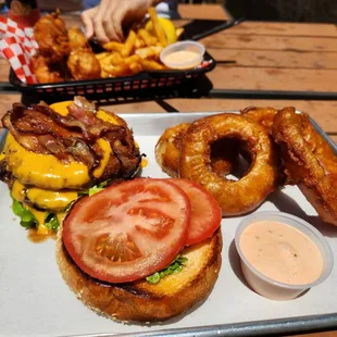 Burger with fried mac n' cheese on top + onion rings