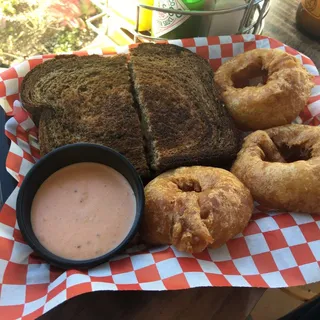 Beer Battered Onion Rings (6 pieces