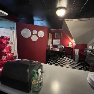 sushi and sashimi, interior