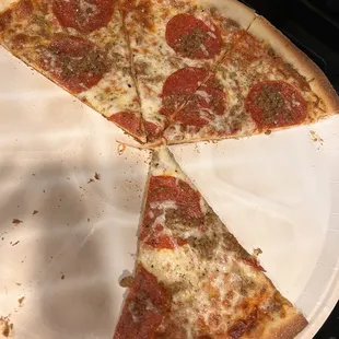 XLNY Giant Pepperoni &amp; Ground Sausage