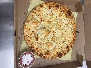T-Mama’s pizza