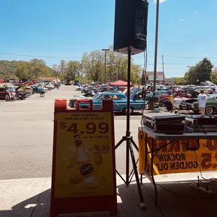 Car cruise with a DJ