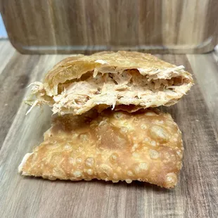 Buffalo chicken dip pastelillo