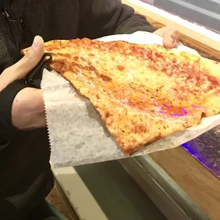 Cheese slice $3.25