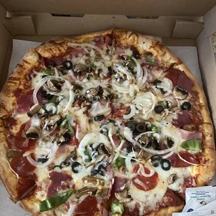 Papa&apos;s Supreme Combo Pizza