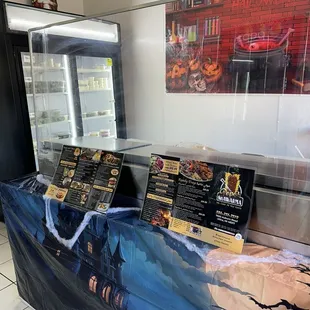 sushi and sashimi, interior