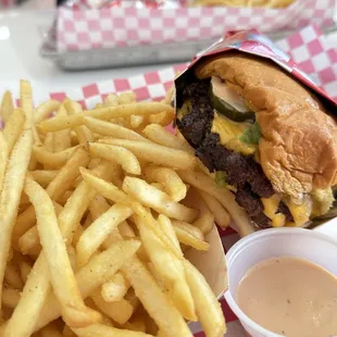 Classic Double Smash Cheeseburger