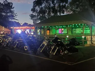B-Lazy Bar & Grill