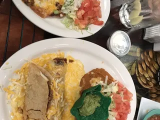 Tkilaz Mexican Restaurant Bar and Grill