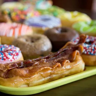 donuts, food, dough desserts
