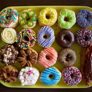 donuts, food, dough desserts